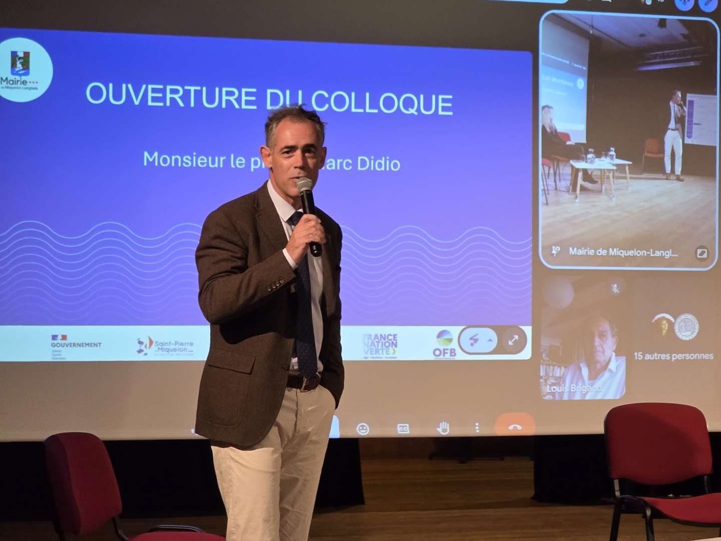 Photo du colloque à remplacer